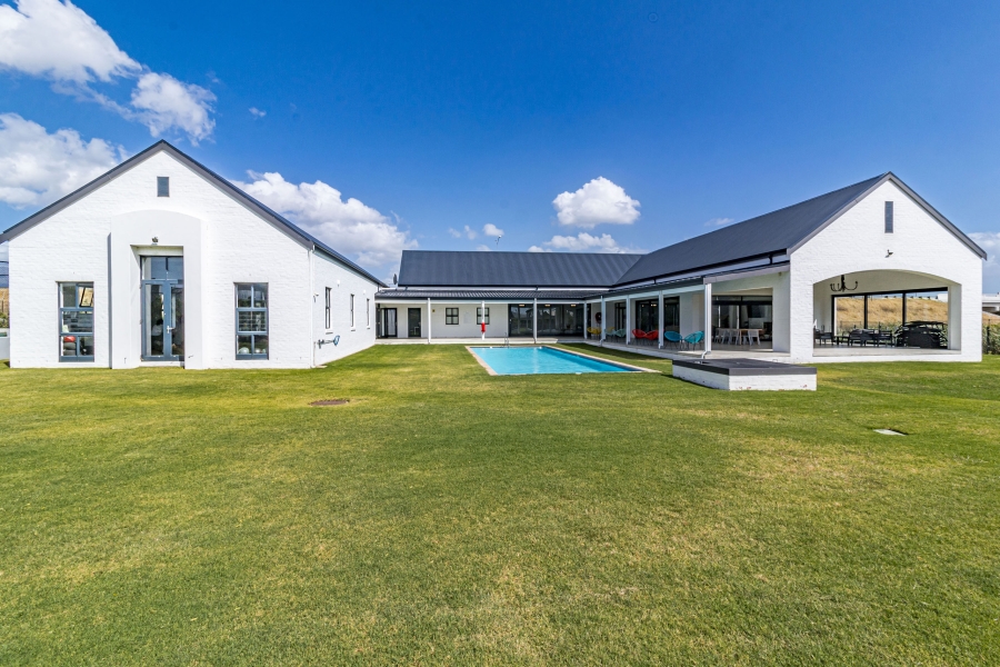 3 Bedroom Property for Sale in Aan de Wijnlanden Western Cape